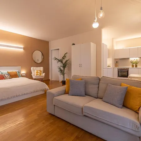 דירה Comforthouse Netflix, Prime, Wifi, Tv, Balcony *