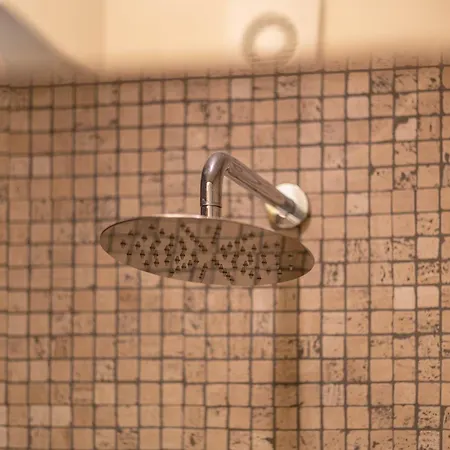 Comforthouse Netflix, Prime, Wifi, Tv, Balcony * Rávena