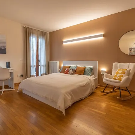 Comforthouse Netflix, Prime, Wifi, Tv, Balcony * Rávena