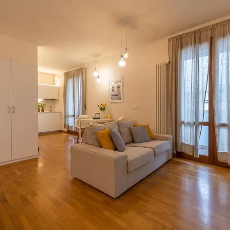 Lejlighed Comforthouse Netflix, Prime, Wifi, Tv, Balcony Ravenna